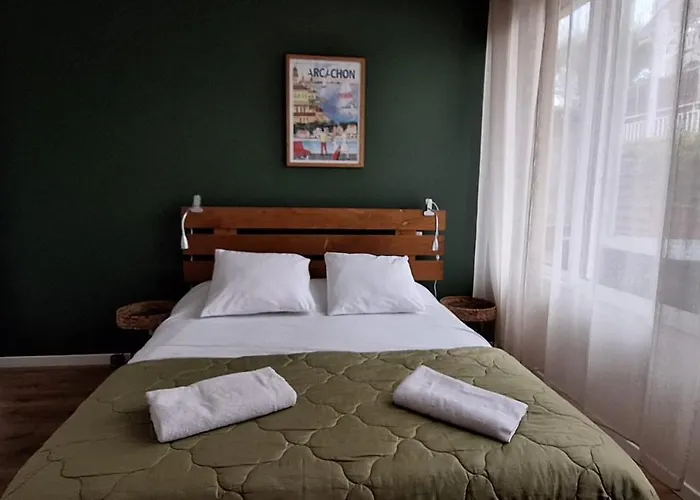 3 Pieces Avec Terrasse Arboree