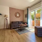 3 Pieces Avec Terrasse Arboree Διαμέρισμα *
