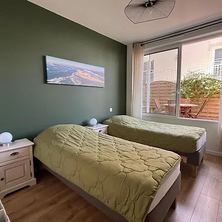 Apartman 3 Pieces Avec Terrasse Arboree *